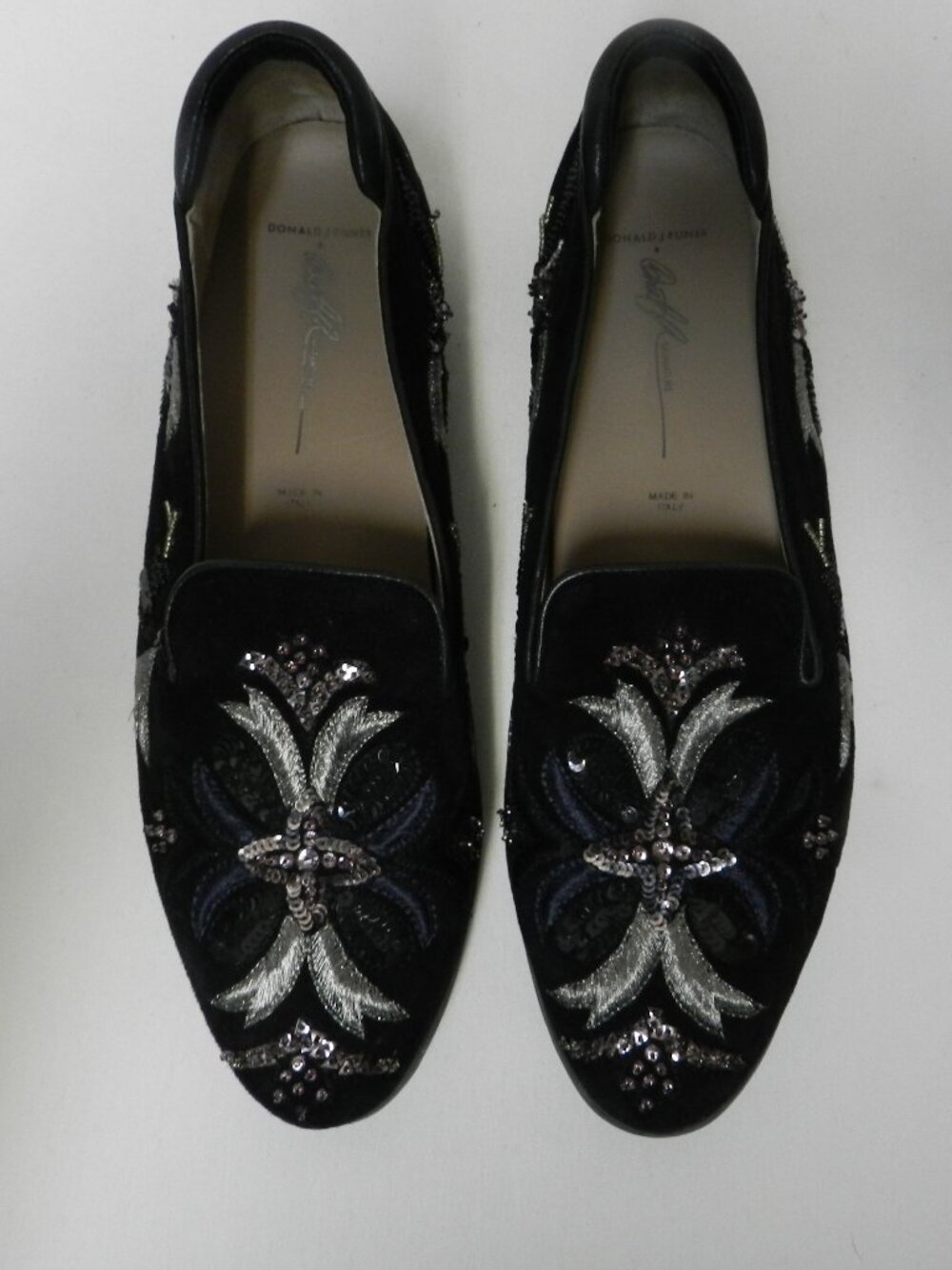 Donald Pliner Size Sz 8.5 Dolin Italy Suede Beaded Embroidered flats loafers